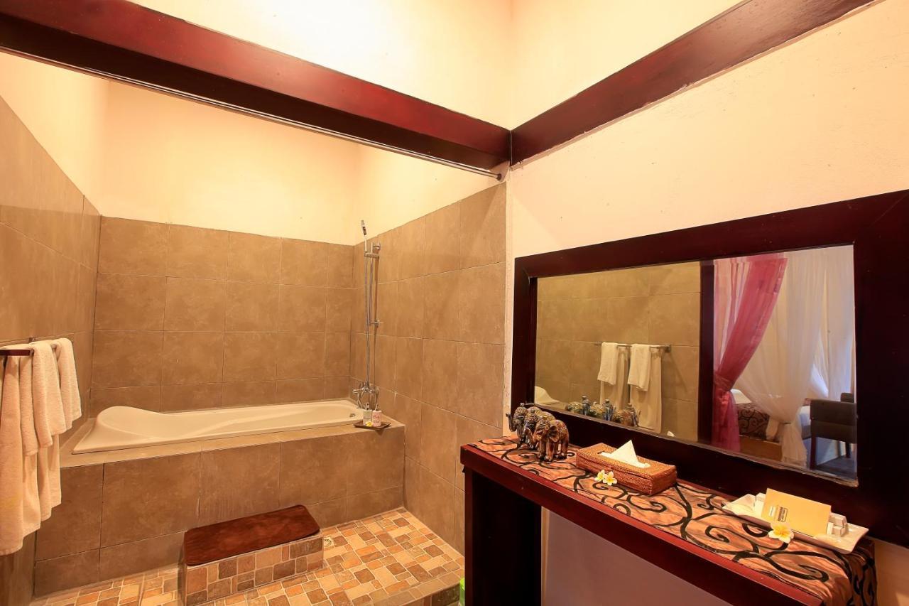Lavender Villa & Spa Kuta Lombok Exterior foto
