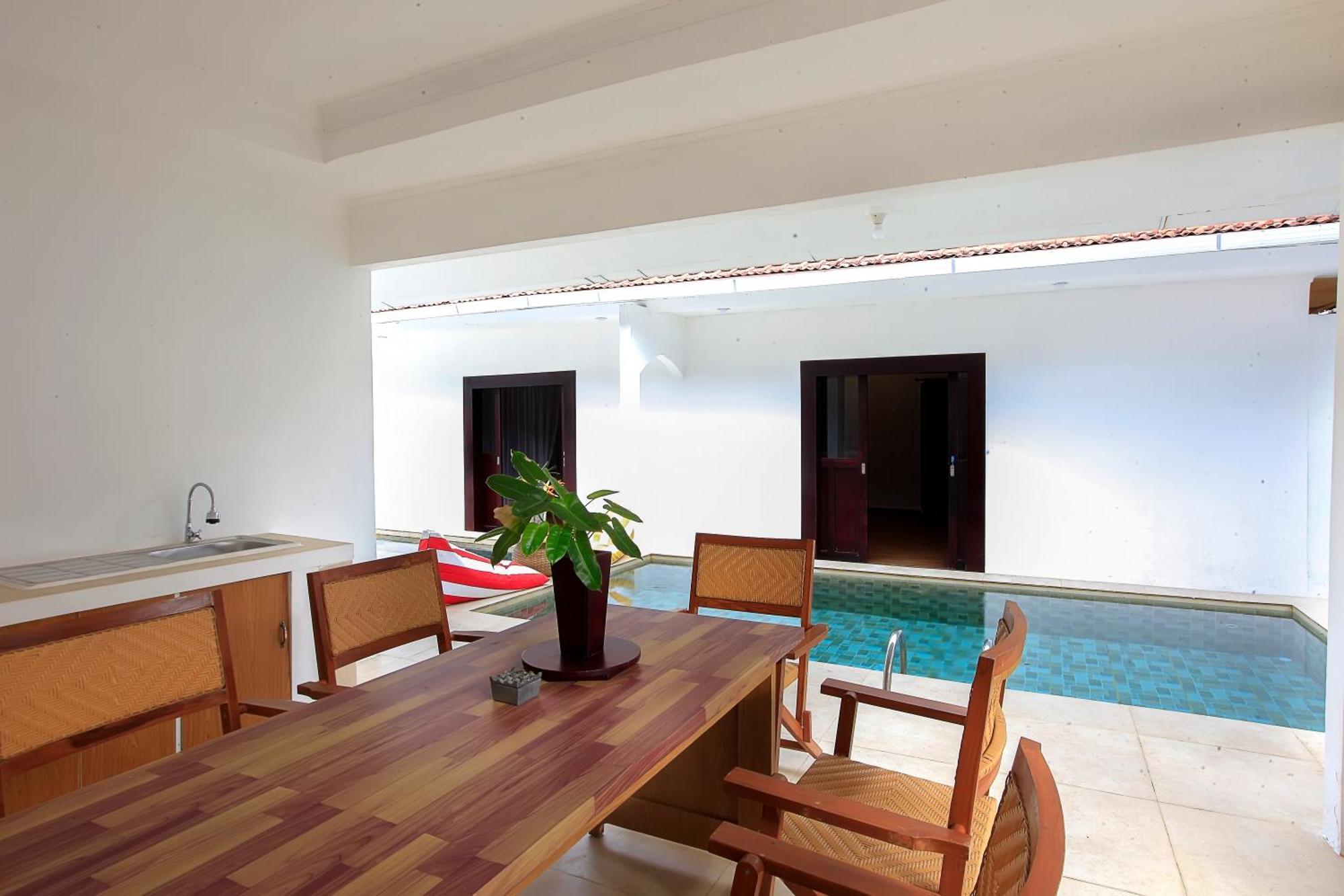 Lavender Villa & Spa Kuta Lombok Exterior foto